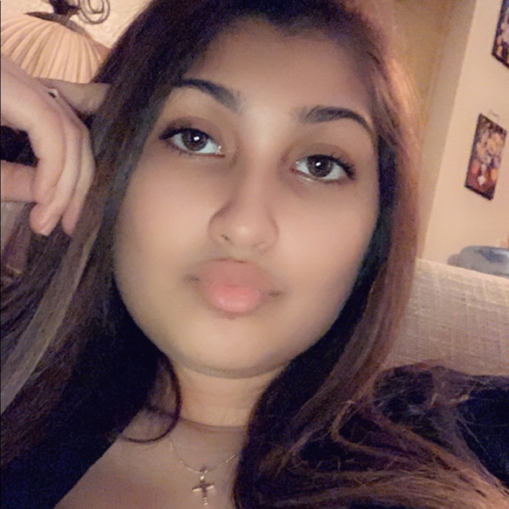 Meet your Posher, Skyler